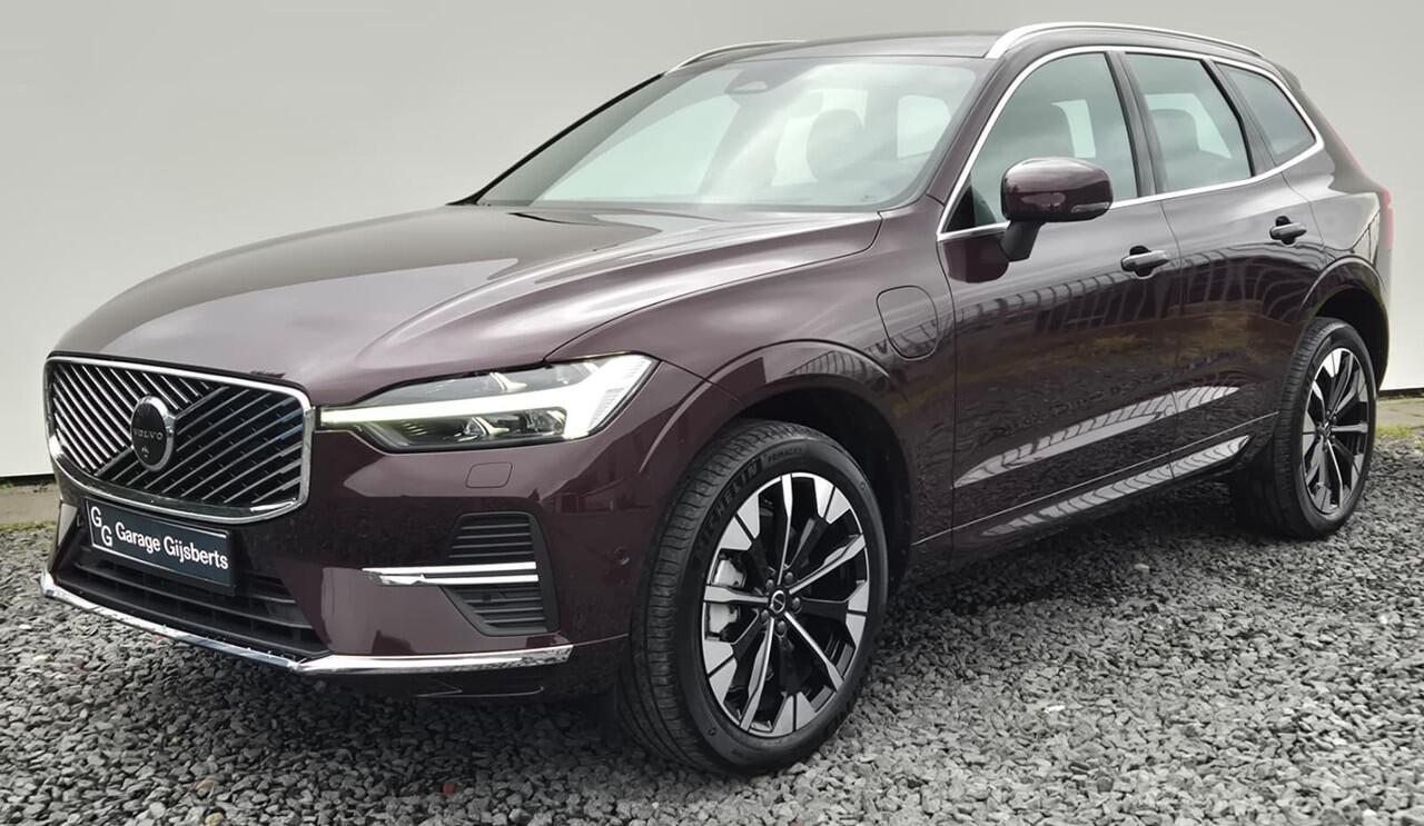 Volvo XC60 2.0 T6 Phev hybrid AWD Ultra Bright MY 2026 - 20" Wielen - Panoramadak - Lighting - Head up - Harman Kardon Audio - 360 Cam - Alarm - Climate - Full led koplampen -Donkere hemel