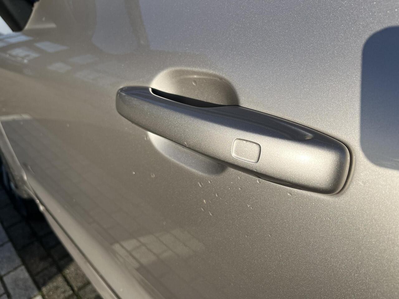 Volvo XC60 T6 Plug-in hybrid AWD Plus Dark