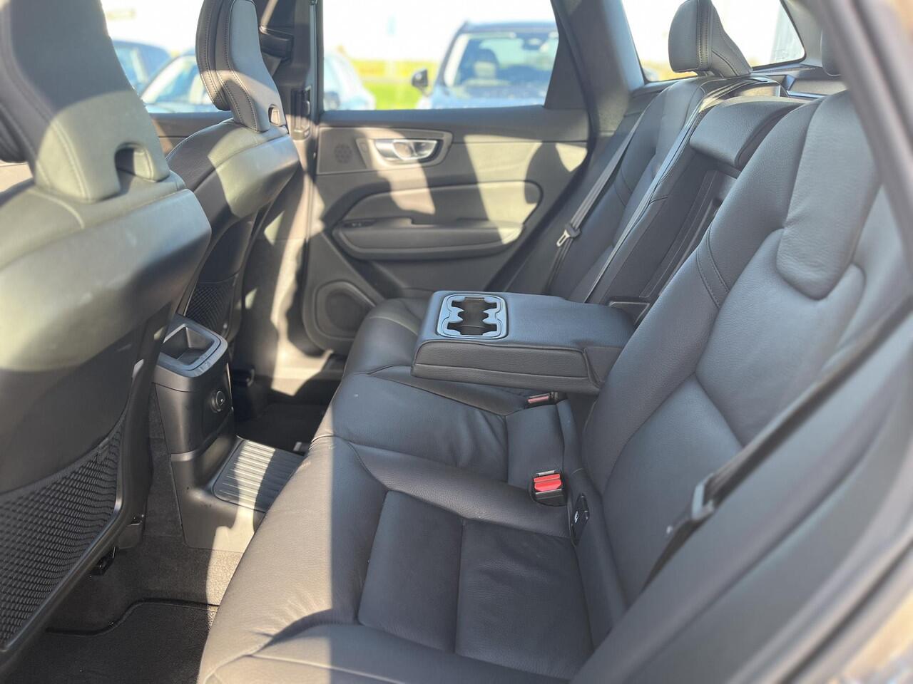 Volvo XC60 T6 Plug-in hybrid AWD Plus Dark