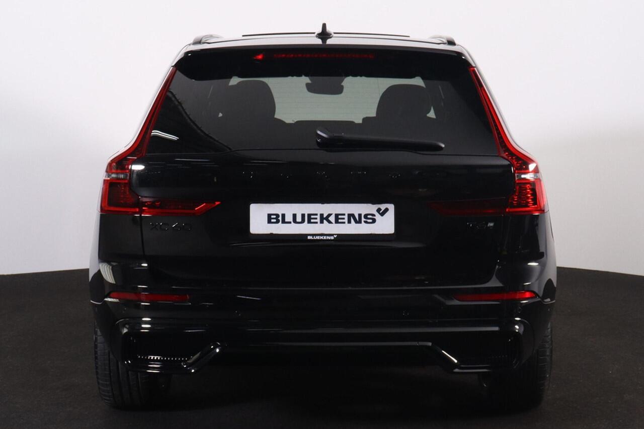 Volvo XC60 T6 Recharge AWD Plus Black Edition - Panorama/schuifdak - IntelliSafe Assist & Surround - 360º Camera - Harman/Kardon audio - Adaptieve LED koplampen - Verwarmde voorstoelen, stuur & achterbank - Parkeersensoren voor & achter - Elektr. bedienb. voorstoele