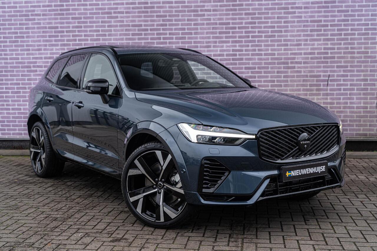 Volvo XC60 2.0 T6 Plug-in hybrid AWD Plus Black Edition | Panoramadak | 360 camera | Head-up display | Luchtvering | 22" lichtmetalen velgen | Getint Glas | Harman Kardon audio | Keyless Entry | Adaptive Cruise Control | Premium pakket |
