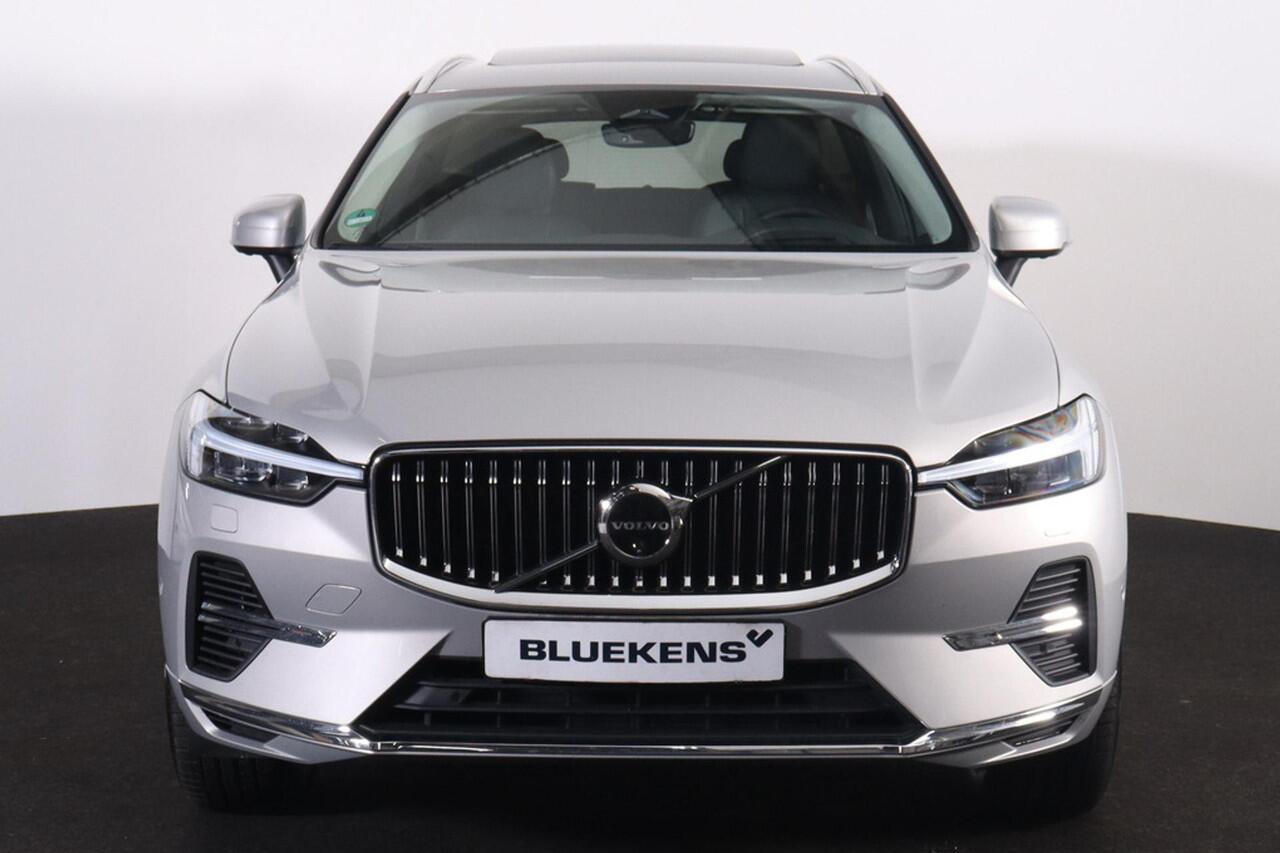Volvo XC60 T6 Recharge AWD Plus Bright - Panorama/schuifdak - IntelliSafe Assist & Surround - 360º Camera - Harman/Kardon audio - Adaptieve LED koplampen - Verwarmde voorstoelen, stuur & achterbank - Parkeersensoren voor & achter - Elektr. bedienb. voorstoelen met g