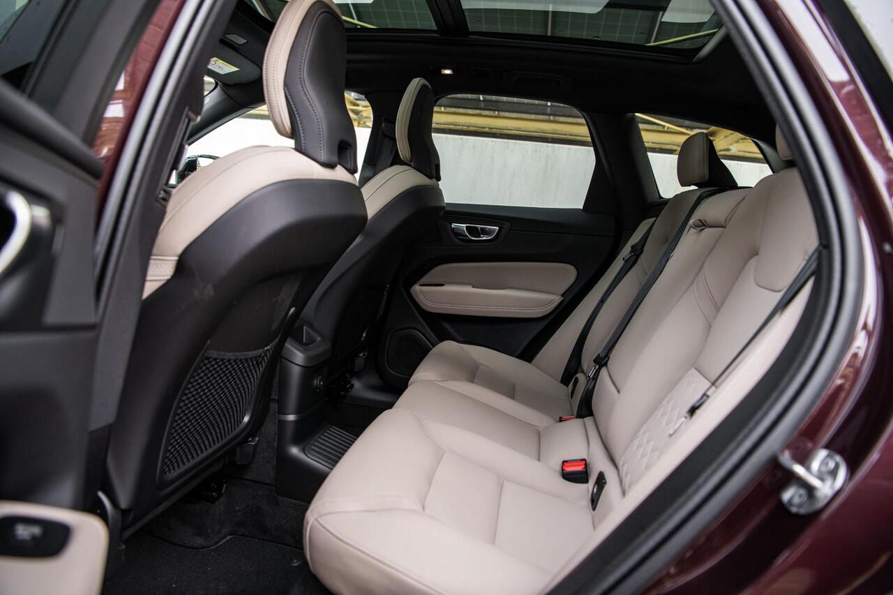 Volvo XC60 2.0 T6 Plug-in hybrid AWD Plus Dark | Premium Pack | Heico Body Kit + sportonderstel | 22" | Trekhaak| Getint Glas | Head-Up | Panodak |