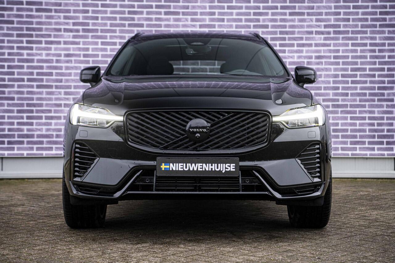 Volvo XC60 2.0 T6 Plug-in hybrid AWD Ultra Black Edition | Facelift | Adaptieve Cruise Control | Panoramadak | Harman Kardon Audio | 21" Velgen | 360° Parkeercamera | Head-Up Display | Stoel-/Stuurverwarming | Nappa Lederen Bekleding |
