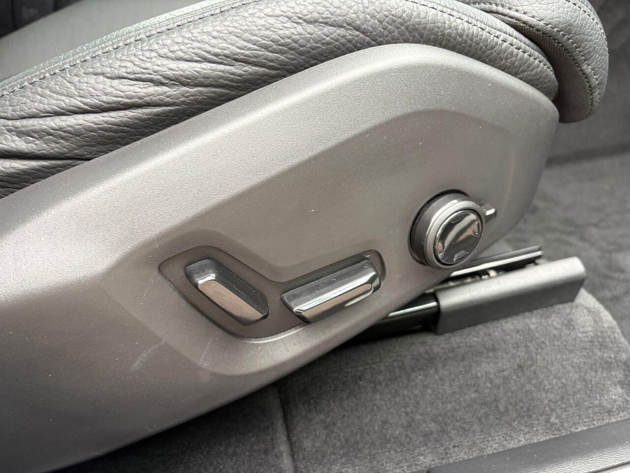 Volvo XC60 T6 Plug-in hybrid AWD Plus Dark