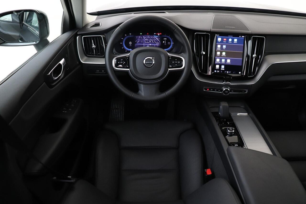 Volvo XC60 T6 PLUG-IN HYBRID AWD ULTRA DARK -PANO.DAK|HEAD-UP DISP.|360°CAM|TREKHAAK|HARMAN/KARDON