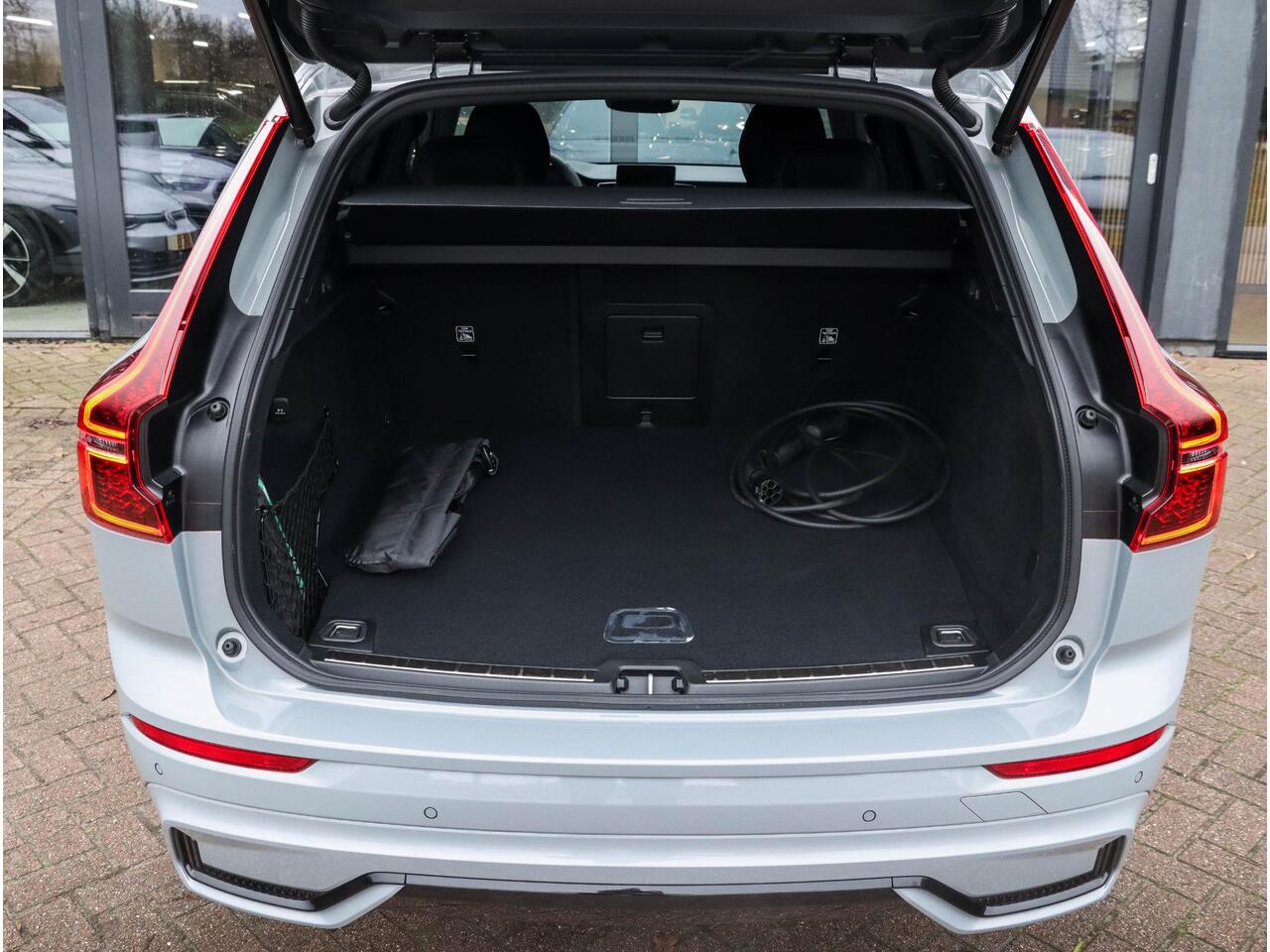 Volvo XC60 T6 AWD Plus Dark MY2026 360 | 21 inch | Harman Kardon