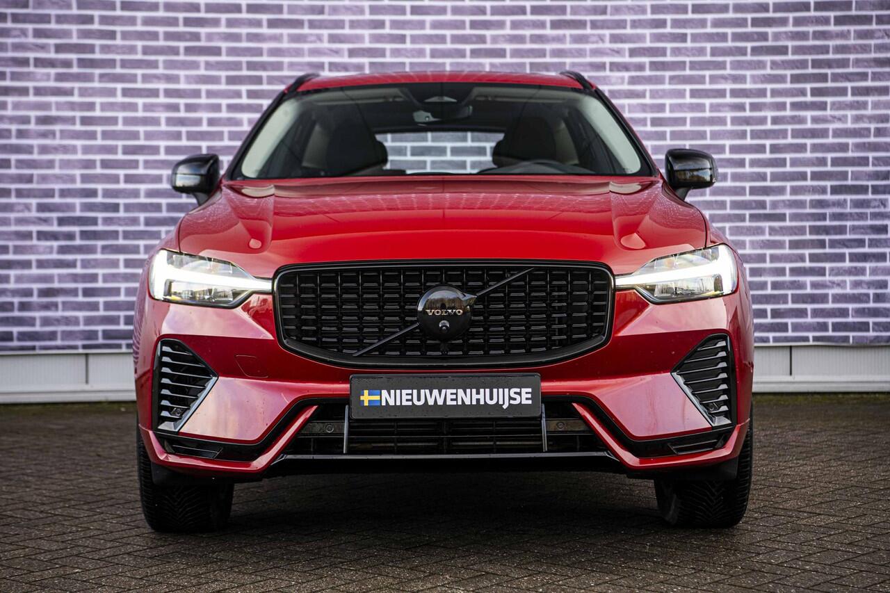 Volvo XC60 2.0 T6 Plug-in hybrid AWD Plus Dark | Adaptieve cruise control | 360° camera | Trekhaak | Stoel- en stuurverwarming | Dode hoek detectie BLIS | Panorama dak | All season banden | Google Auto |