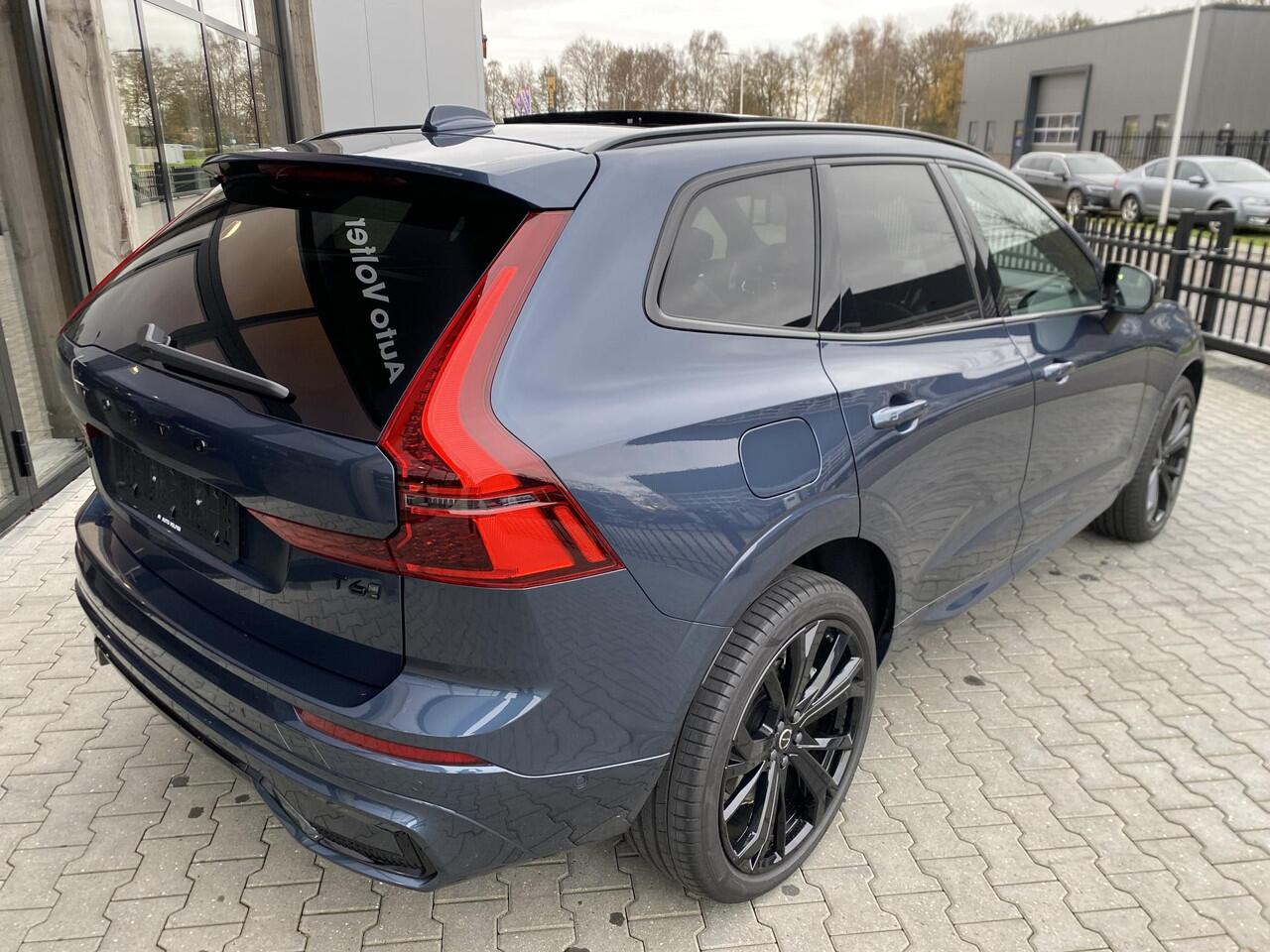 Volvo XC60 2.0 T6 Plug-in hybrid AWD Ultra Black Edition Facelift|HUD|360