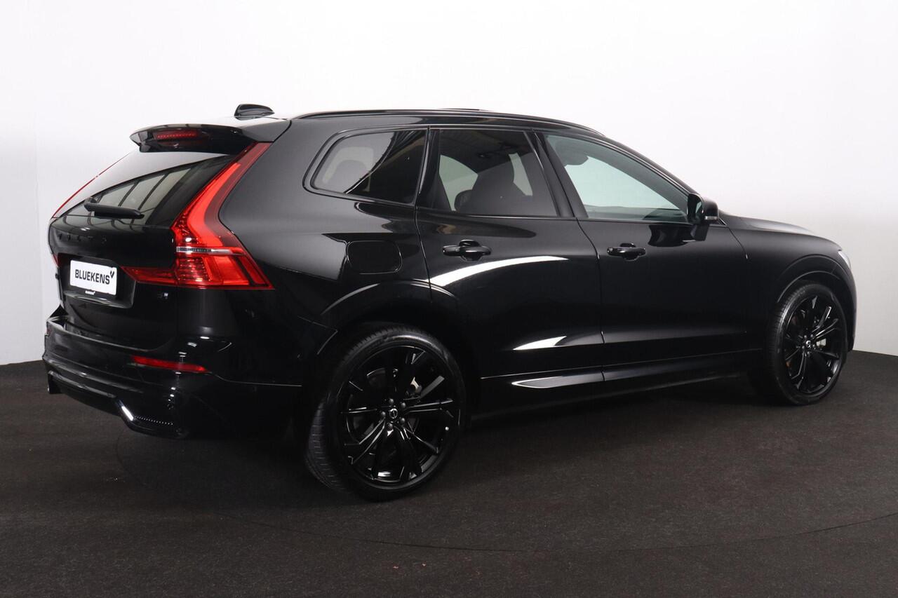 Volvo XC60 T8 Recharge AWD Ultra Black Edition - Luchtvering - Panorama/schuifdak - IntelliSafe Assist & Surround - 360º Camera - Harman/Kardon audio - Adaptieve LED koplampen - Verwarmde voorstoelen, stuur & achterbank - Parkeersensoren voor & achter - Elektr. bedi