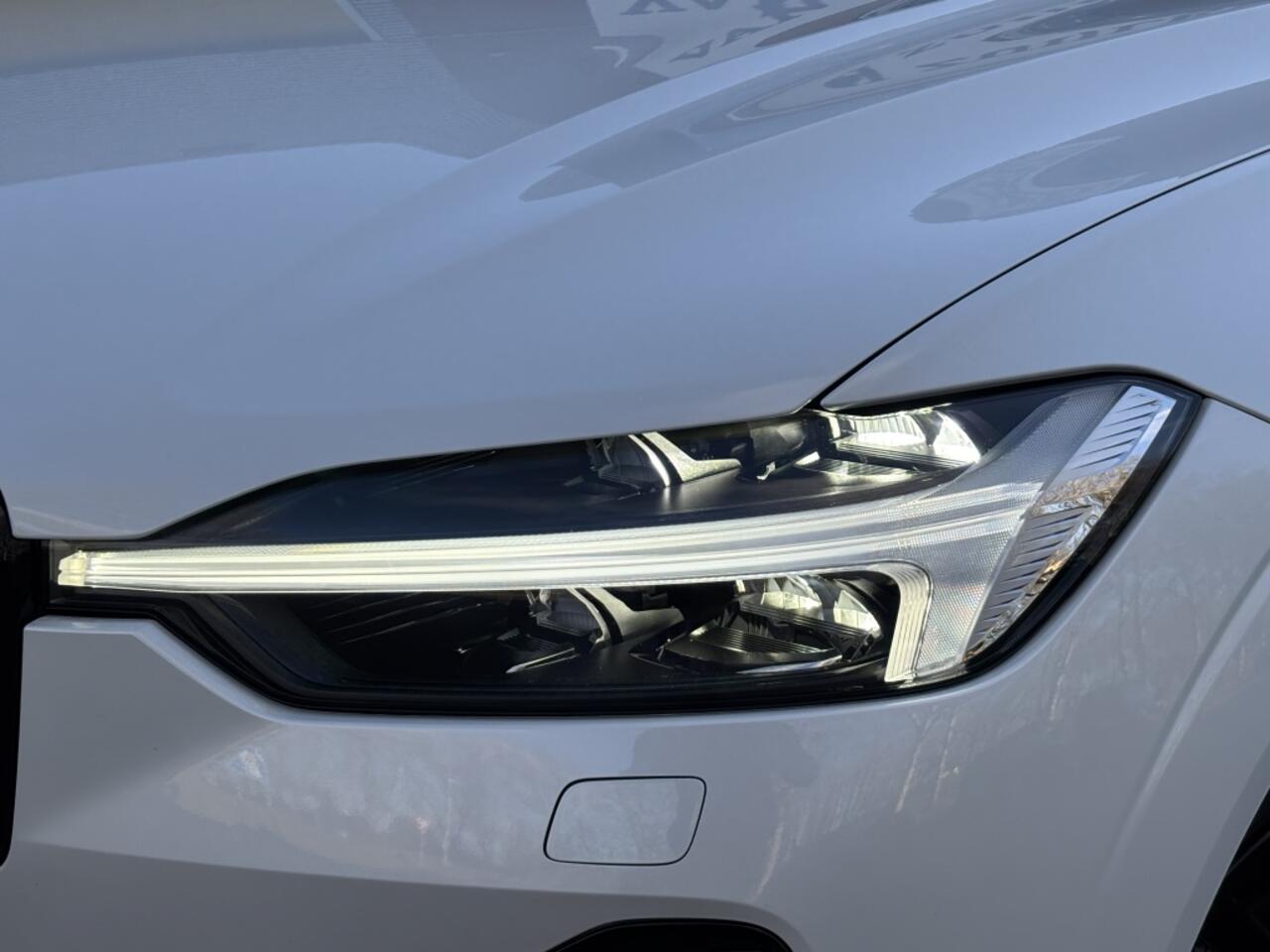 Volvo XC60 T8 AWD 457pk Black Edition Plus MY2026 Panorama 21" Head-up HK