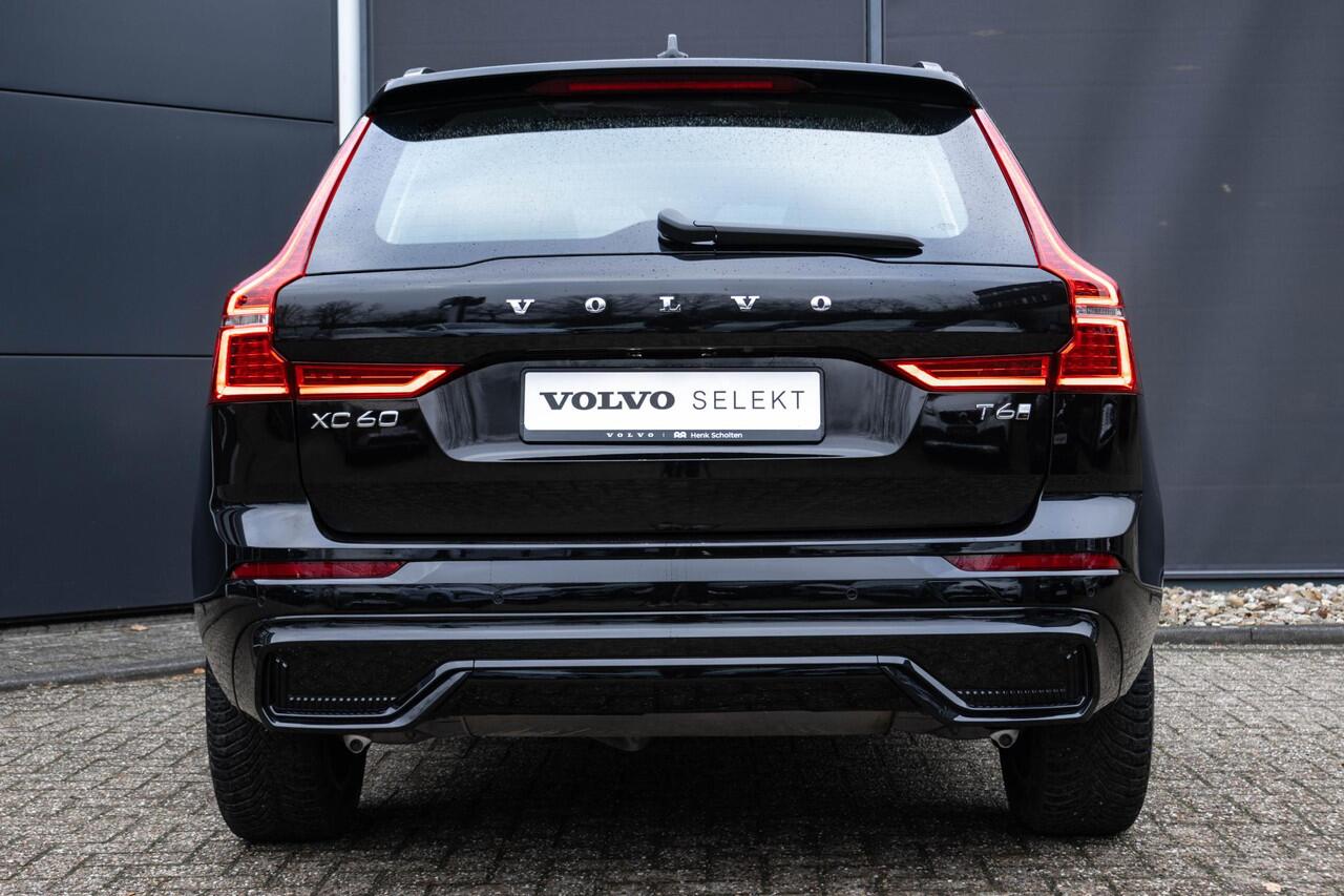 Volvo XC60 2.0 T6 Plug-in hybrid AWD Plus Dark Premium Audio by Harman en Kardon| Panoramadak| Semi Electrische Trekhaak| Lederen Interieur| Adaptieve Cruise Control| Blind Spot| Interieur Voorverwarming| Keyless Entry.