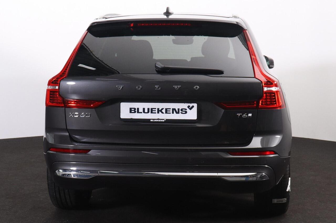 Volvo XC60 T6 Plug-in Hybrid AWD Plus Bright - LONG RANGE - Panorama/schuifdak - IntelliSafe Assist & Surround - 360º Camera - Harman/Kardon audio - Adaptieve LED koplampen - Verwarmde voorstoelen, stuur & achterbank - Parkeersensoren voor & achter - Elektr. bedienb