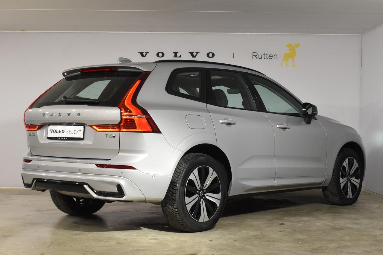 Volvo XC60 T6 350PK Automaat Plug-in Hybrid AWD Plus Dark / Navigatie / 360 Camera / Adaptieve Cruise Control / Stuur & Stoelverwarming / Elektr. Achterklep / Schuifdak / Trekhaak