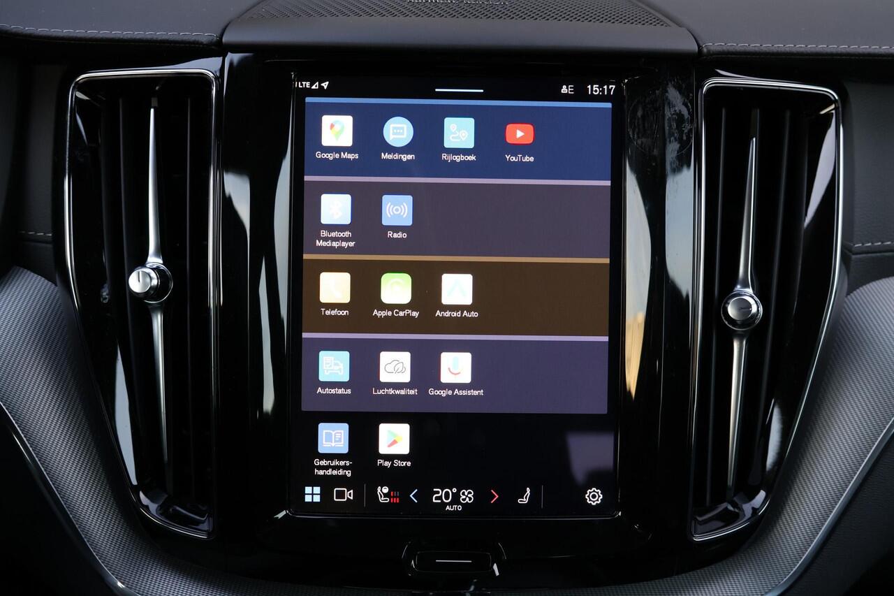 Volvo XC60 T6 Recharge AWD Ultra Dark - Panorama/schuifdak - IntelliSafe Assist & Surround - 360º Camera - Harman/Kardon audio - Adaptieve LED koplampen - Verwarmde voorstoelen, stuur & achterbank - Parkeersensoren voor & achter - Elektr. bedienb. voorstoelen met ge