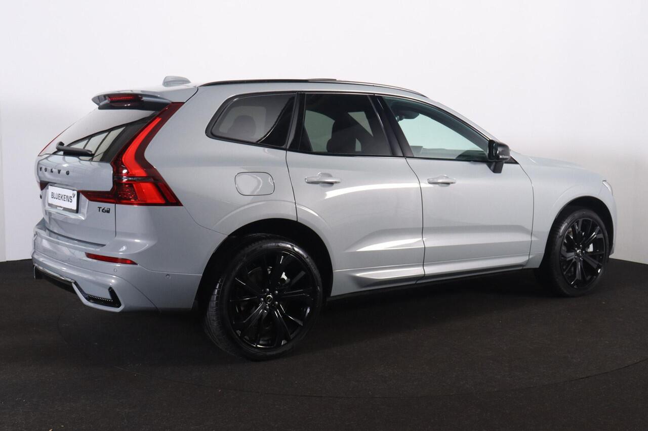 Volvo XC60 T6 Recharge AWD Plus Black Edition - Panorama/schuifdak - IntelliSafe Assist & Surround - 360º Camera - Harman/Kardon audio - Adaptieve LED koplampen - Verwarmde voorstoelen, stuur & achterbank - Parkeersensoren voor & achter - Elektr. bedienb. voorstoele