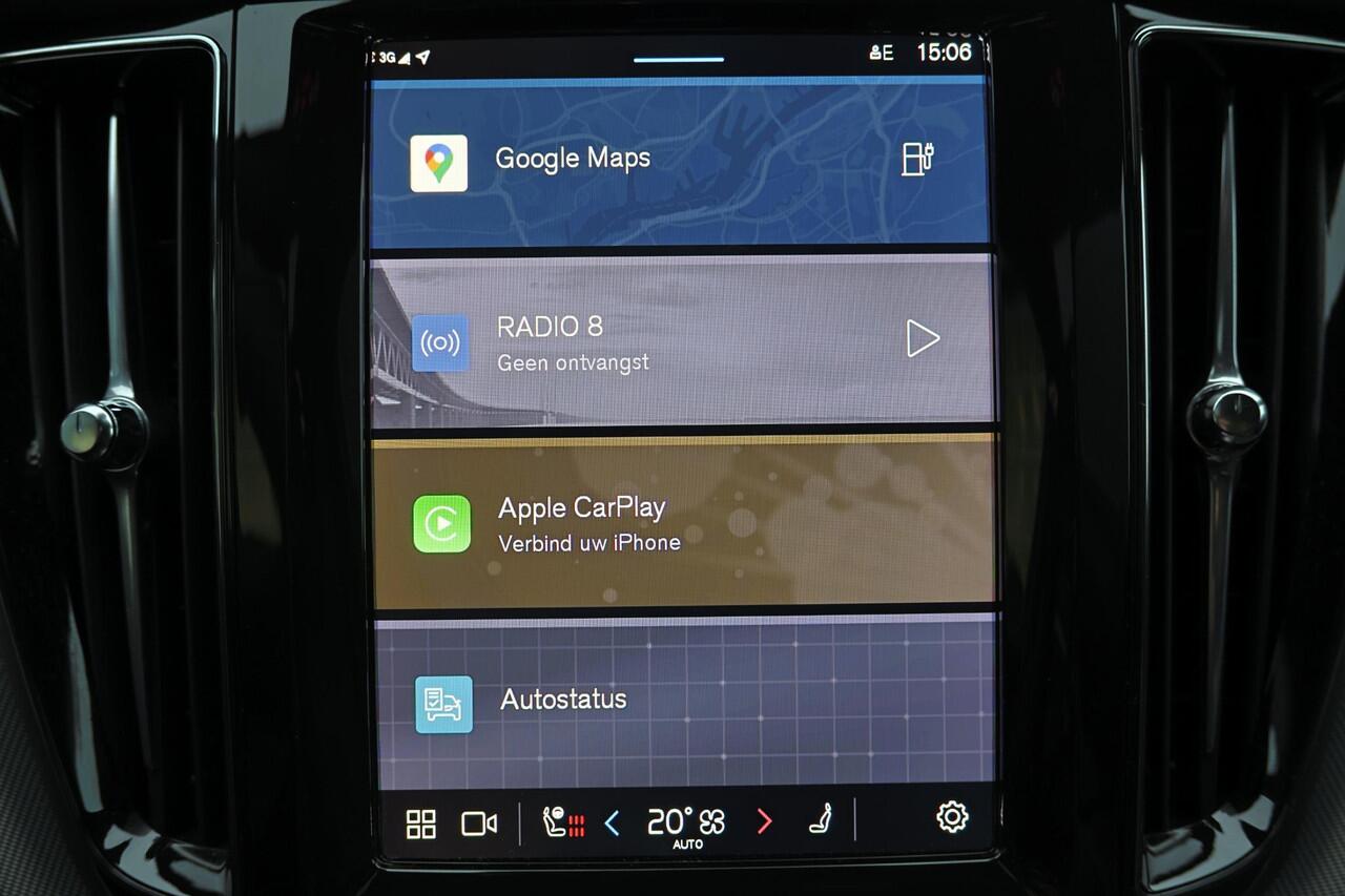 Volvo XC60 T6 Recharge AWD Plus Black Edition - Luchtvering - Panorama/schuifdak - IntelliSafe Assist & Surround - 360º Camera - Harman/Kardon audio - Adaptieve LED koplampen - Verwarmde voorstoelen, stuur & achterbank - Parkeersensoren voor & achter - Elektr. bedie