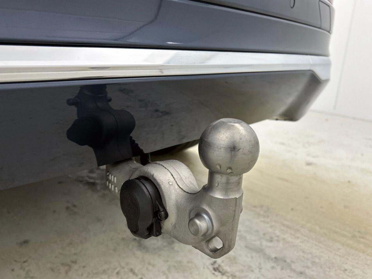 Volvo XC60 2.0 T6 AWD Ultimate Bright | Bowers & Wilkins | Panorama dak | L