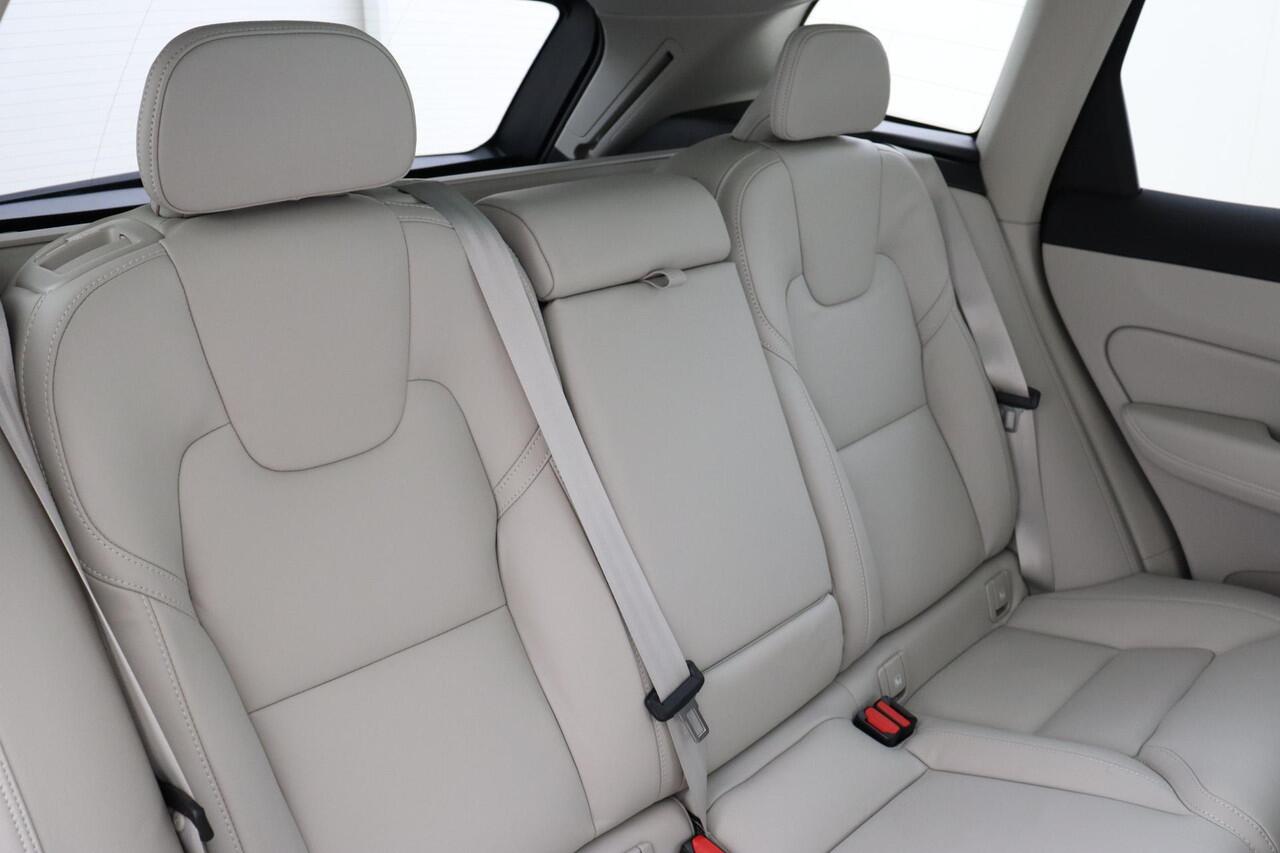 Volvo XC60 II T6 PLUG-IN HYBRID AWD ULTRA BRIGHT -PANO.DAK|BOWERS&WILKINS|LUCHTVERING|360°CAM|20"|GEVENT.LEDER+MASSAGE