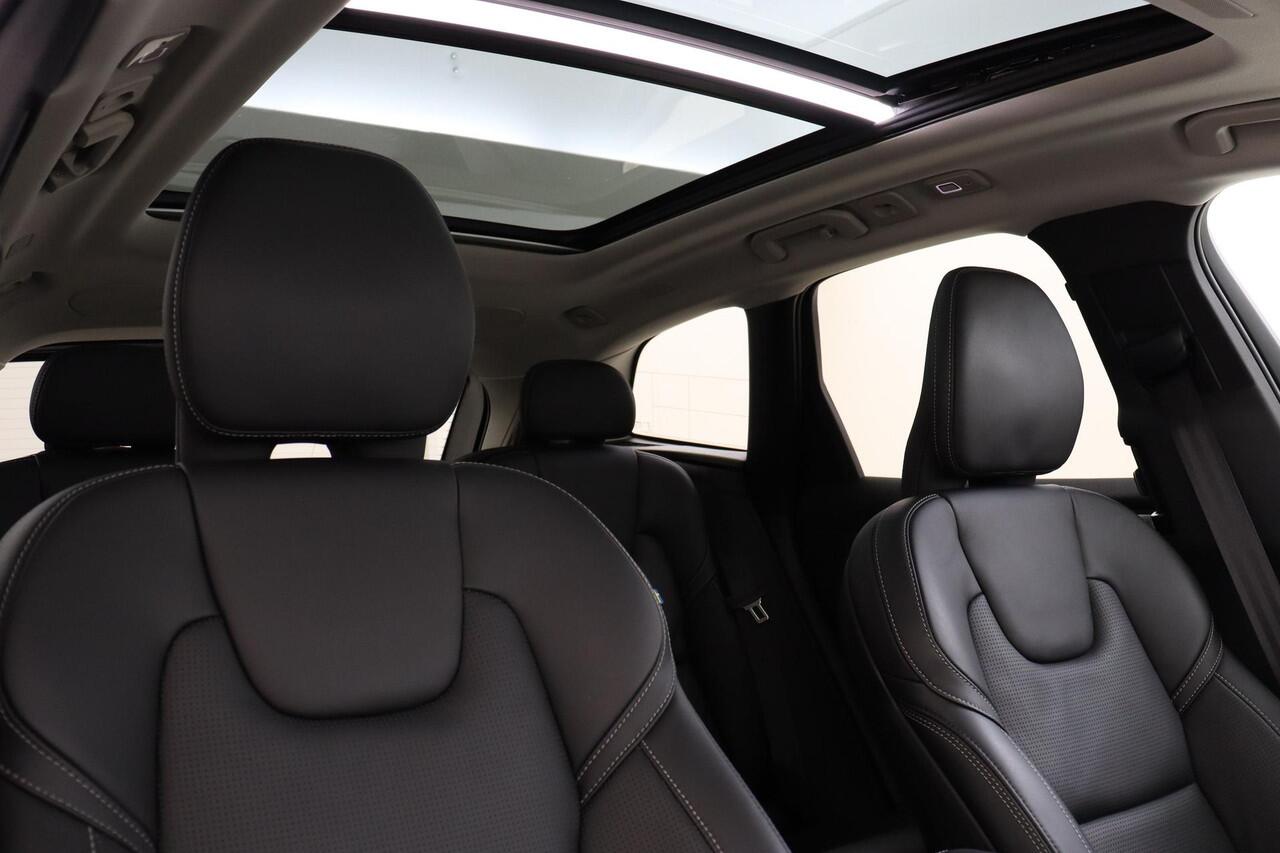 Volvo XC60 T8 PLUG-IN HYBRID AWD ULTRA DARK *FULL OPTIONS!* -PANO.DAK|BOWERS&WILKINS|LUCHTVERING|GEVENT.LEDER+MASSAGE|360°CAM|21"