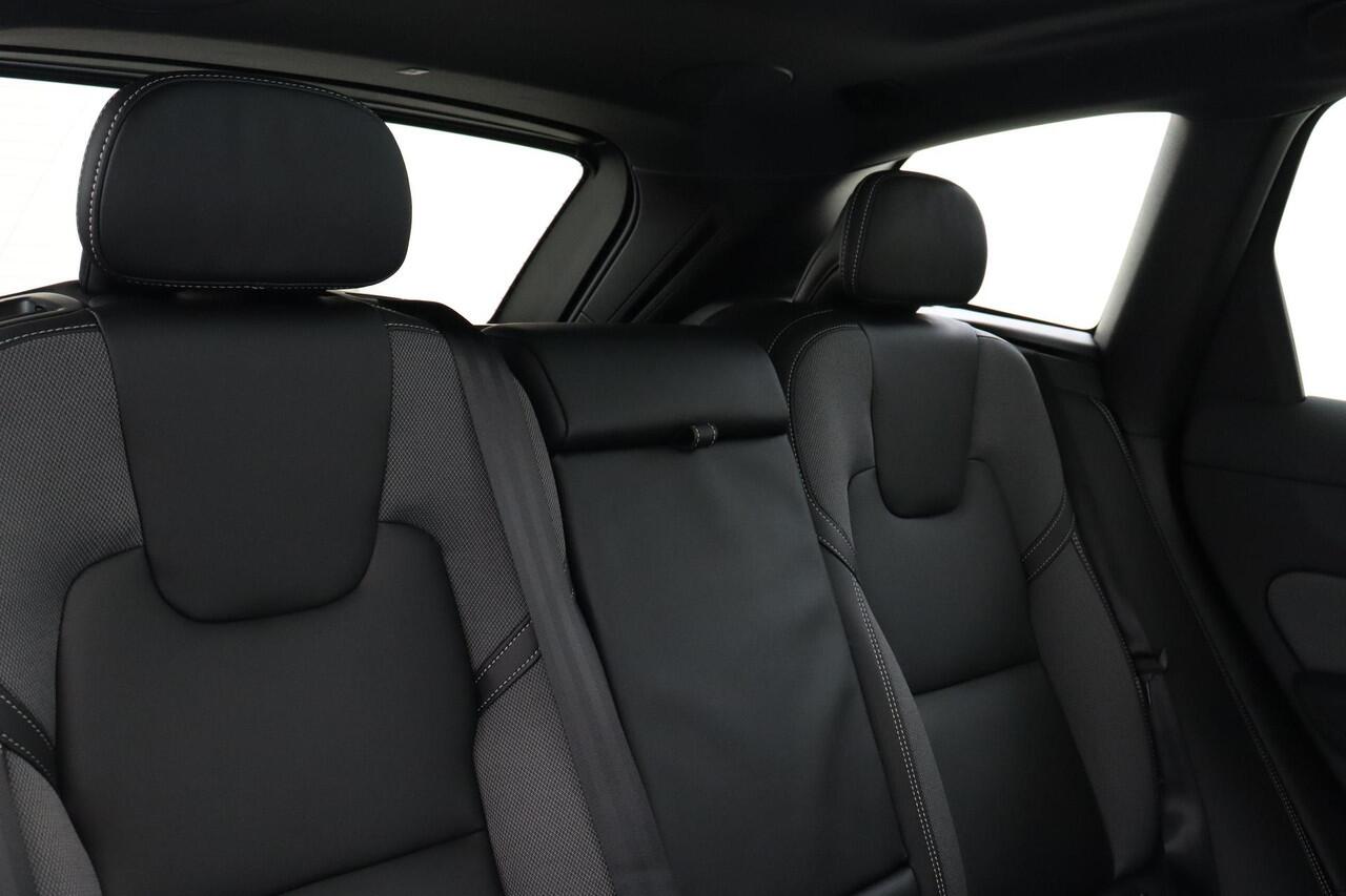 Volvo XC60 II T6 PLUG-IN HYBRID AWD PLUS BLACK EDITION -PANO.DAK|HARMAN/KARODN|360°CAM|PRIVACY.GLAS|21"|FACELIFT