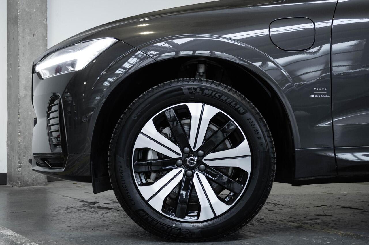 Volvo XC60 T6 Plug-in hybrid AWD Plus Dark | Trekhaak | Verwarmbare voorstoelen+stuurwiel+achterbank | Premium audio by Harman Kardon | Rondom zichtcamera | 19 inch lichtmetalen velgen | Google Infotainment |