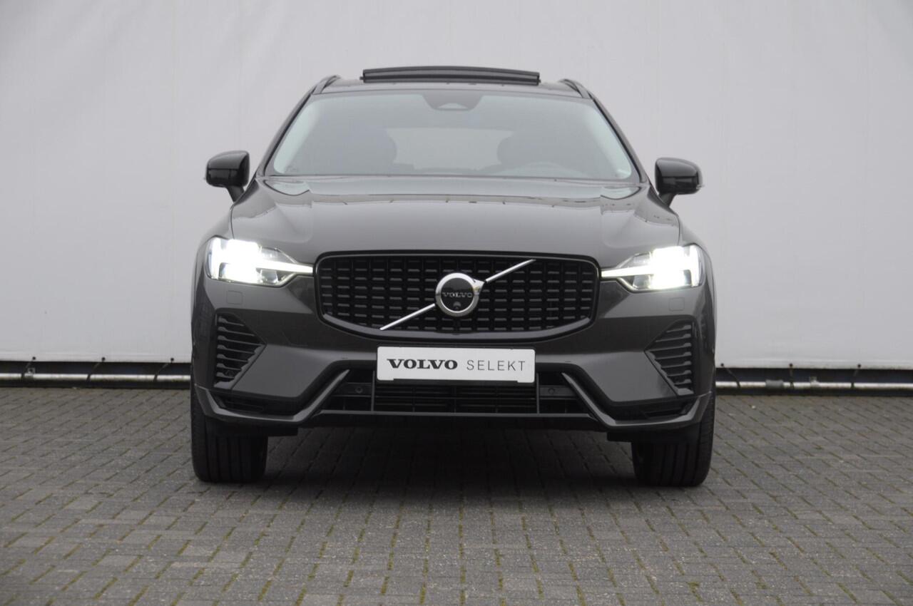 Volvo XC60 T8 455PK Automaat AWD Plus Dark / Adaptieve koplampen / Luchtvering /Adaptieve cruise control / Panoramadak / Apple carplay / Parkeersensoren met 360 camera / Elektrische achterklep / Elektrische stoelen met geheugen / Stoel en stuurwielverwarming