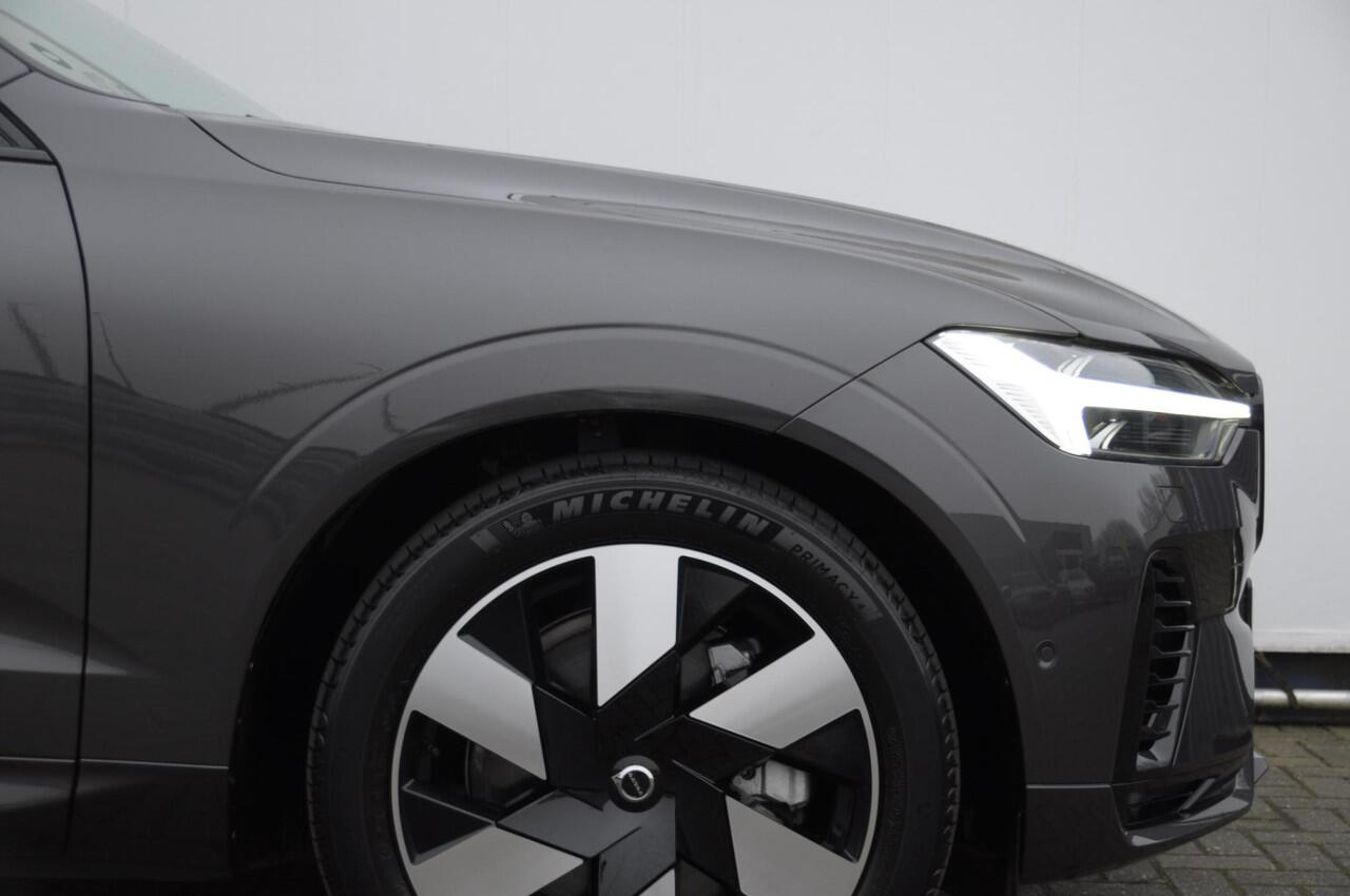 Volvo XC60 T8 455PK Automaat AWD Plus Dark / Adaptieve koplampen / Luchtvering /Adaptieve cruise control / Panoramadak / Apple carplay / Parkeersensoren met 360 camera / Elektrische achterklep / Elektrische stoelen met geheugen / Stoel en stuurwielverwarming