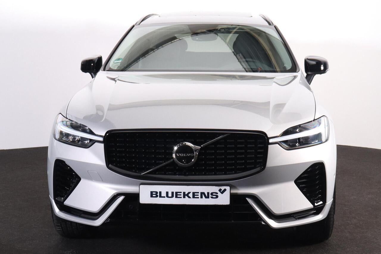 Volvo XC60 T6 Recharge AWD Plus Dark - Panorama/schuifdak - IntelliSafe Assist & Surround - 360º Camera - Verwarmde voorstoelen, stuur & achterbank - Parkeersensoren voor & achter - Elektr. bedienb. voorstoelen met geheugen - Draadloze tel. lader - Extra getint glas
