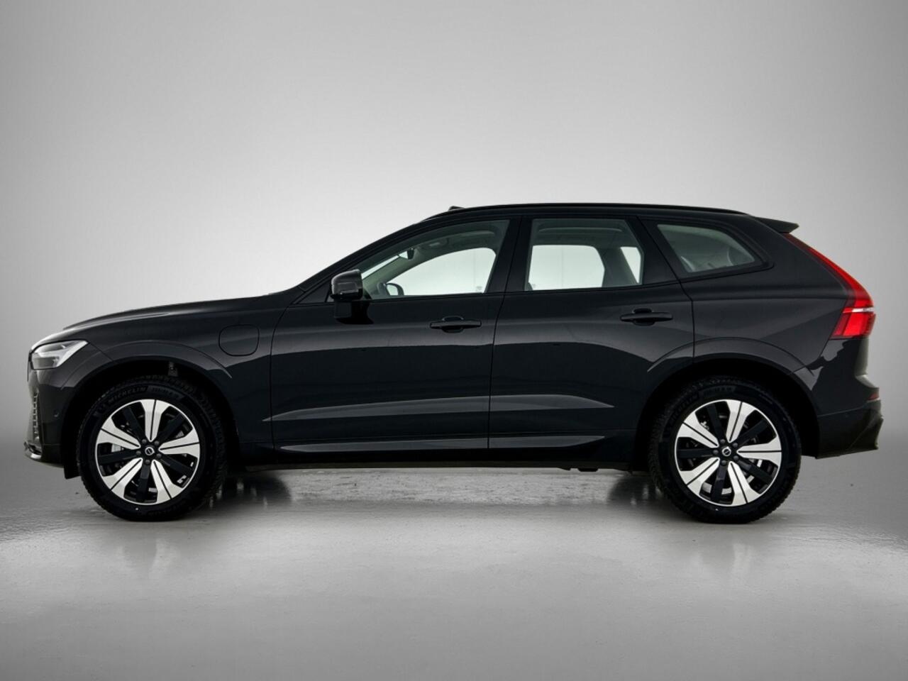 Volvo XC60 2.0 T6 AWD Plus Dark | Leder | Panorama dak | Trekhaak |