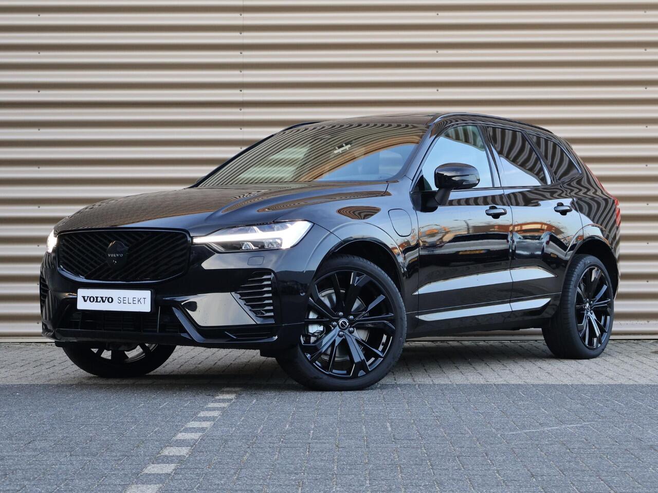 Volvo XC60 T6 Plug-in hybrid AWD Ultra Black Edition | Uit voorraad leverbaar | Harman Kardon | Panoramadak