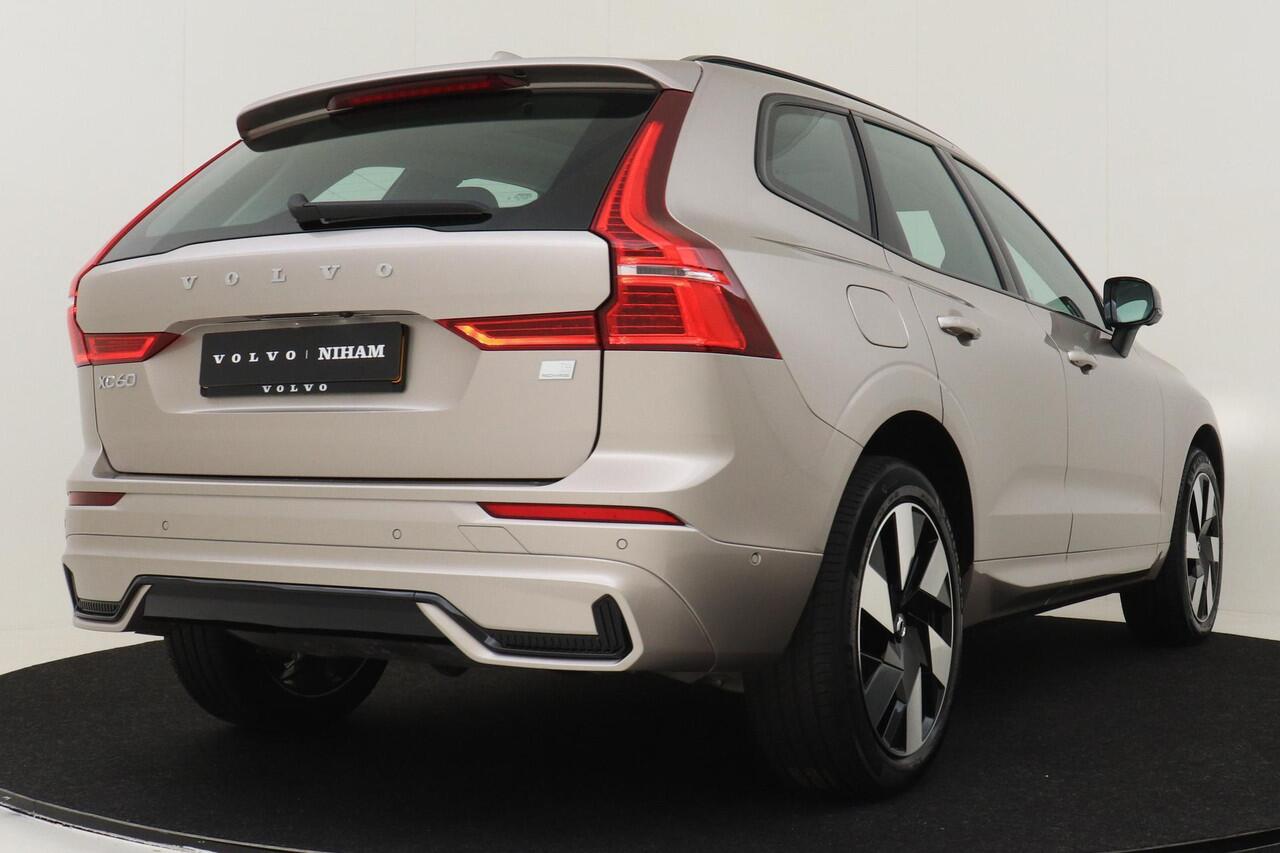 Volvo XC60 T6 PLUG-IN HYBRID AWD ULTRA DARK -PANO.DAK|HEAD-UP DISP.|360°CAM|TREKHAAK|HK-AUDIO