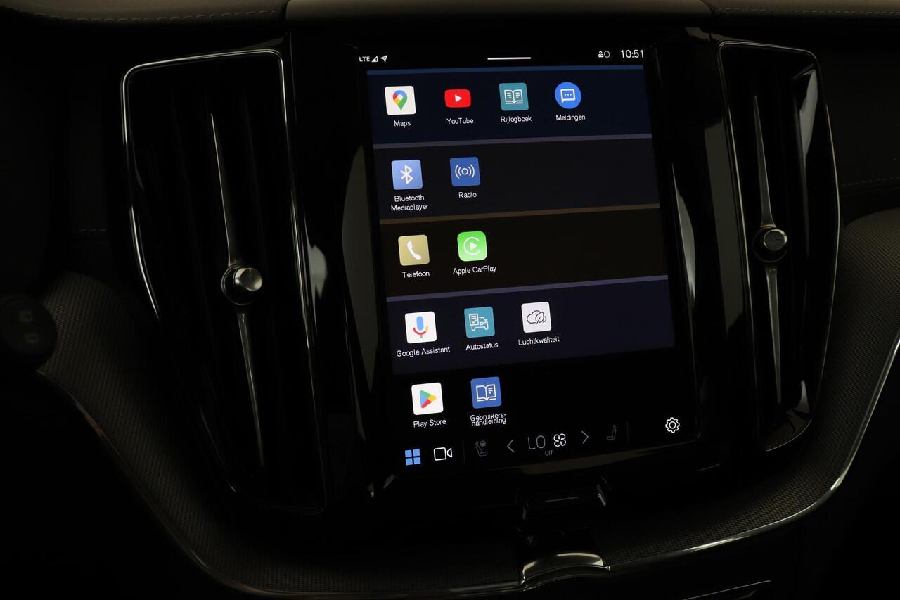 Volvo XC60 T6 PLUG-IN HYBRID AWD ULTRA DARK -PANO.DAK|HEAD-UP DISP.|360°CAM|TREKHAAK|HK-AUDIO