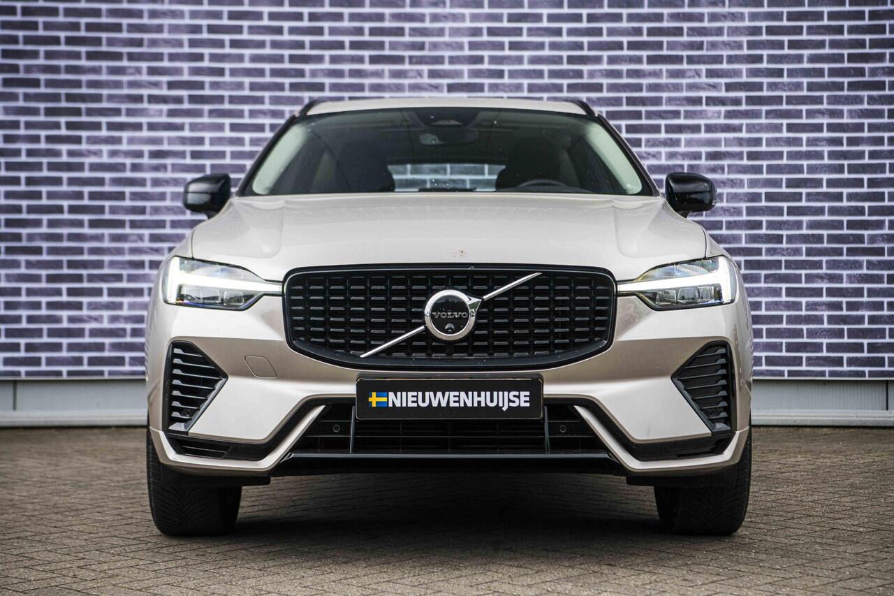 Volvo XC60 2.0 T6 Plug-in hybrid AWD Plus Dark | 360 Camera | Schuif-/Kanteldak | Stoel-/Stuurverwarming | Adaptieve Cruise Control | Trekhaak |