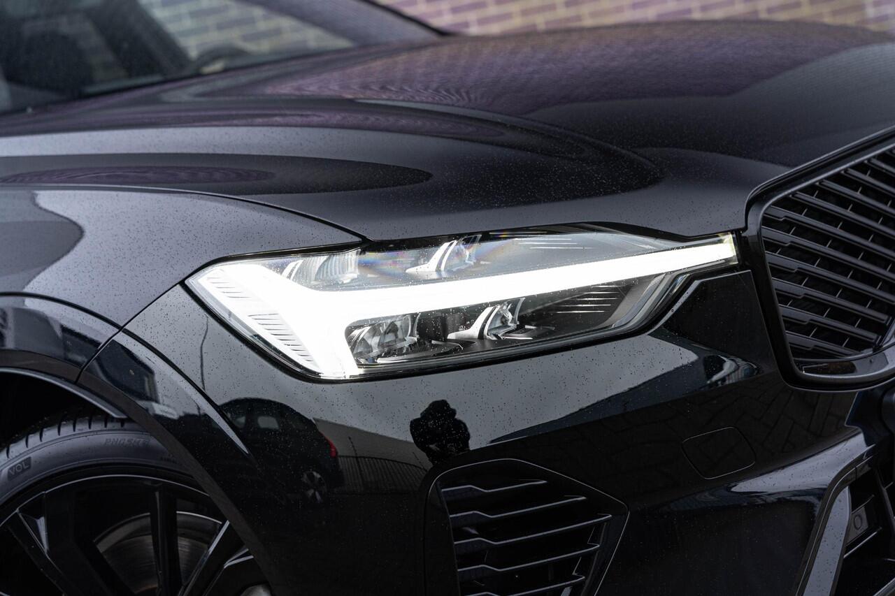 Volvo XC60 2.0 T8 Plug-in hybrid AWD Plus Black Edition | PHEV | Panoramadak | Achteruitrijcamera | Harman Kardon Audio | Lichtmetalen Velgen 21 inch | Sportstoelen | Keyless Entry | Stuur- / Stoelverwarming | Keyless | Navigatie | Apple Carplay | Android Auto