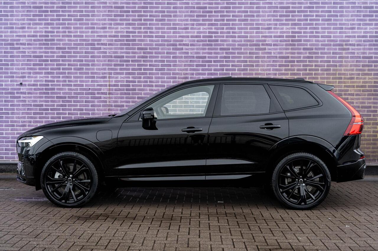 Volvo XC60 2.0 T8 Plug-in hybrid AWD Plus Black Edition | PHEV | Panoramadak | Achteruitrijcamera | Harman Kardon Audio | Lichtmetalen Velgen 21 inch | Sportstoelen | Keyless Entry | Stuur- / Stoelverwarming | Keyless | Navigatie | Apple Carplay | Android Auto