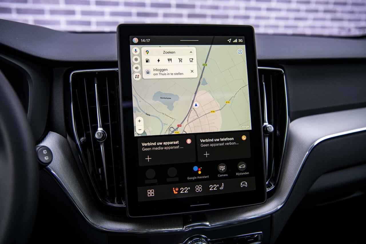 Volvo XC60 2.0 T8 Plug-in hybrid AWD Plus Black Edition | PHEV | Panoramadak | Achteruitrijcamera | Harman Kardon Audio | Lichtmetalen Velgen 21 inch | Sportstoelen | Keyless Entry | Stuur- / Stoelverwarming | Keyless | Navigatie | Apple Carplay | Android Auto