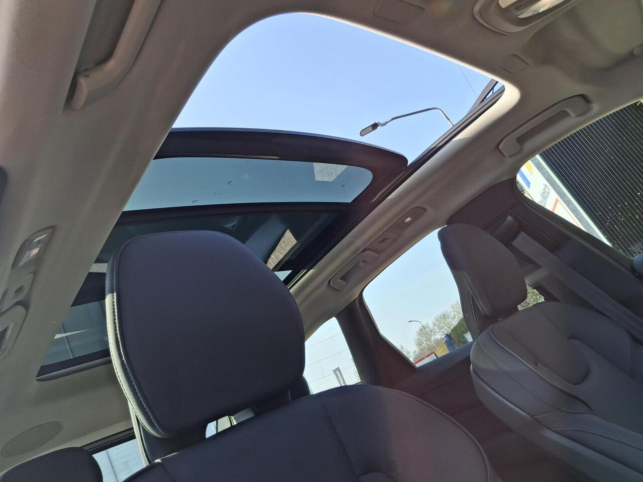 Volvo XC60 2.0 T6 Plug-in hybrid AWD Plus Dark