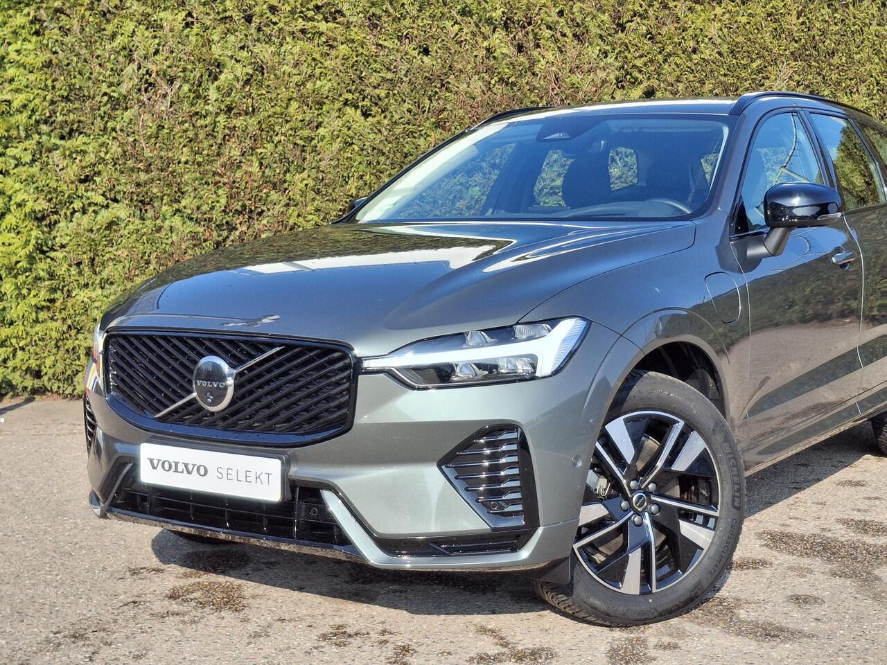 Volvo XC60 2.0 T6 Plug-in hybrid AWD Plus Dark