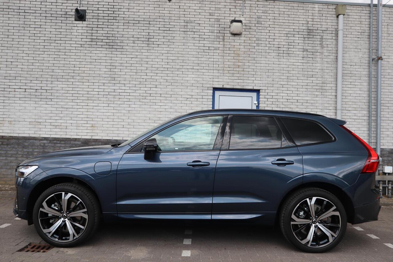Volvo XC60 2.0 T6 Plug-in hybrid AWD Ultra Dark | 360 Camera | Luchtvering | Head-up display | Schuif / kanteldak |