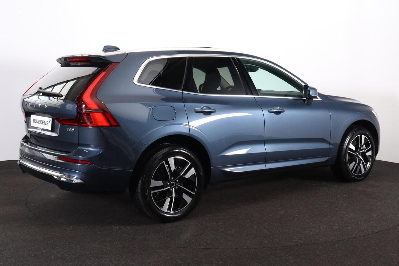 Volvo XC60 T6 Recharge AWD Plus Bright - Panorama/schuifdak - IntelliSafe Assist & Surround - 360º Camera - Harman/Kardon audio - Adaptieve LED koplampen - Verwarmde voorstoelen, stuur & achterbank - Parkeersensoren voor & achter - Elektr. bedienb. voorstoelen met g