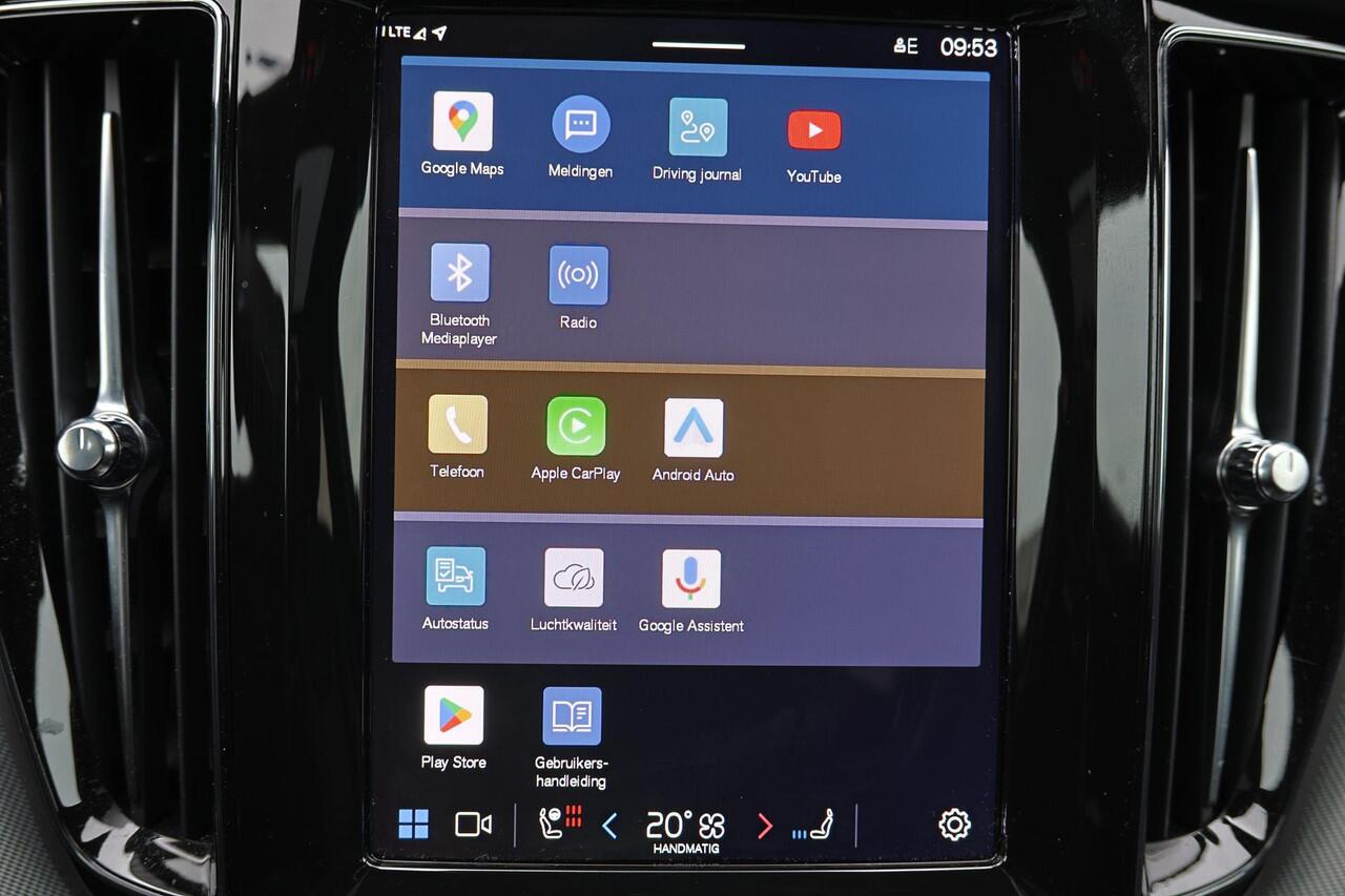 Volvo XC60 T6 Recharge AWD Ultra Black Edition - Luchtvering - Panorama/schuifdak - IntelliSafe Assist & Surround - 360º Camera - Bowers & Wilkins audio - Adaptieve LED koplampen - Verwarmde voorstoelen, stuur & achterbank - Parkeersensoren voor & achter - Elektr. b