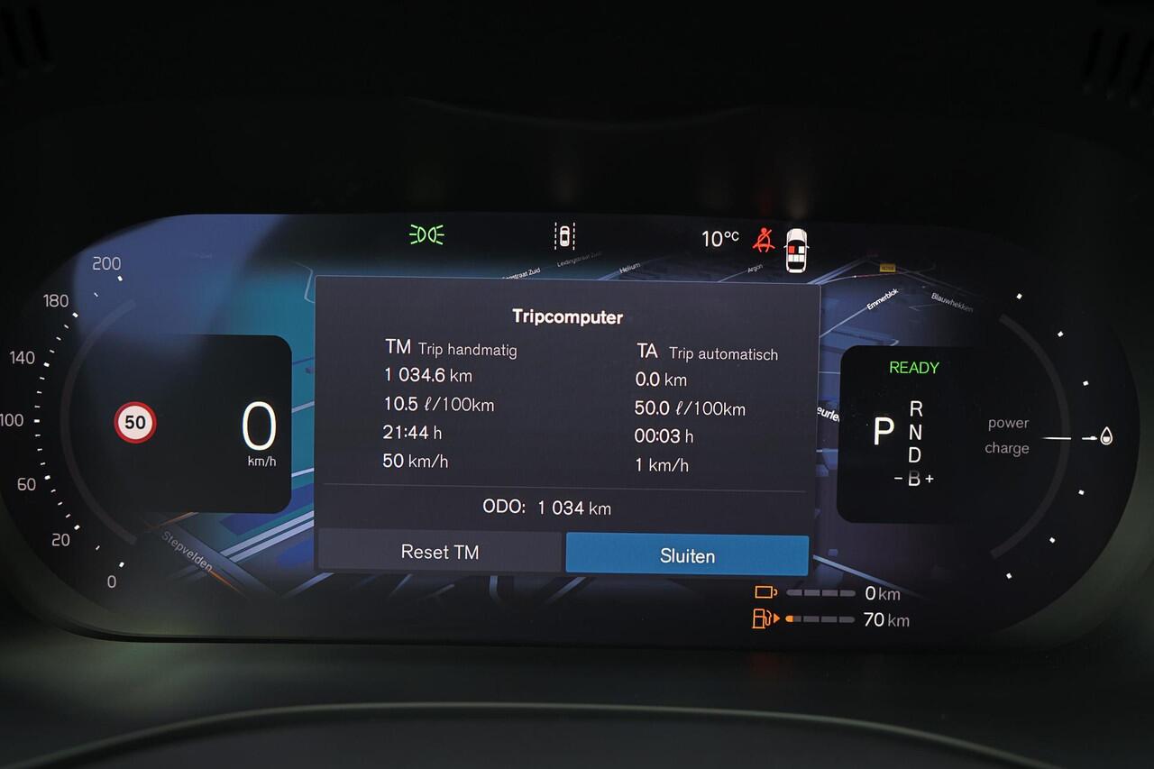 Volvo XC60 T8 Recharge AWD Plus Black Edition - IntelliSafe Assist & Surround - 360º Camera - Harman/Kardon audio - Verwarmde voorstoelen, stuur & achterbank - Parkeersensoren voor & achter - Elektr. bedienb. voorstoelen met geheugen - Draadloze tel. lader - Extra g