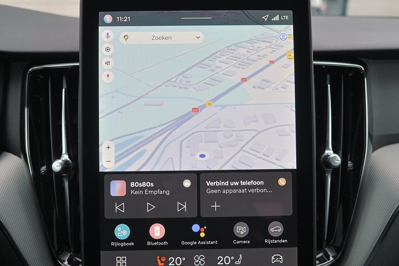 Volvo XC60 T8 Recharge AWD Plus Black Edition - IntelliSafe Assist & Surround - 360º Camera - Harman/Kardon audio - Verwarmde voorstoelen, stuur & achterbank - Parkeersensoren voor & achter - Elektr. bedienb. voorstoelen met geheugen - Draadloze tel. lader - Extra g