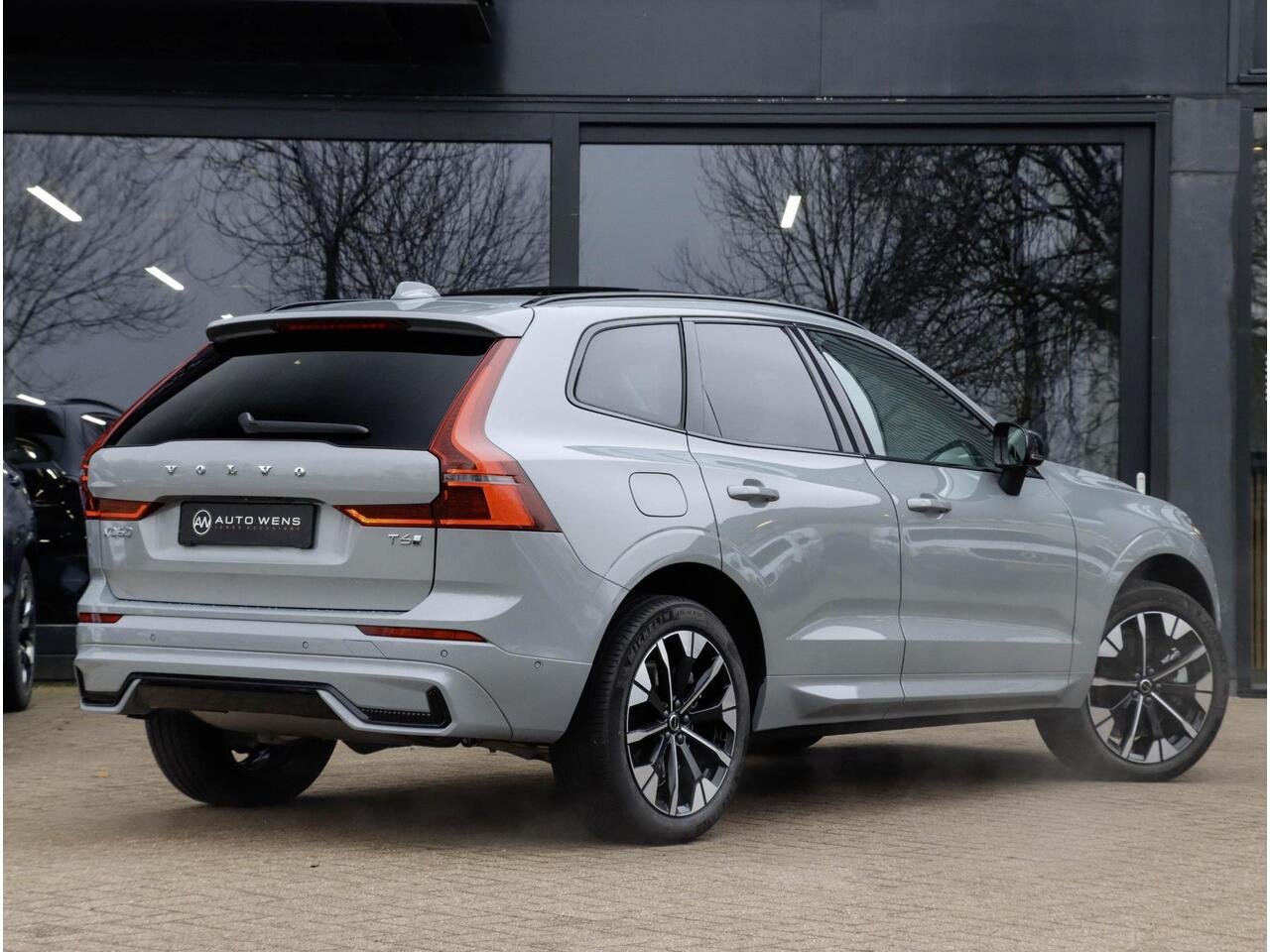 Volvo XC60 T6 AWD Plus Dark MY26 360 Pano HeadUp Trekhaak 20'' Harman Kardon
