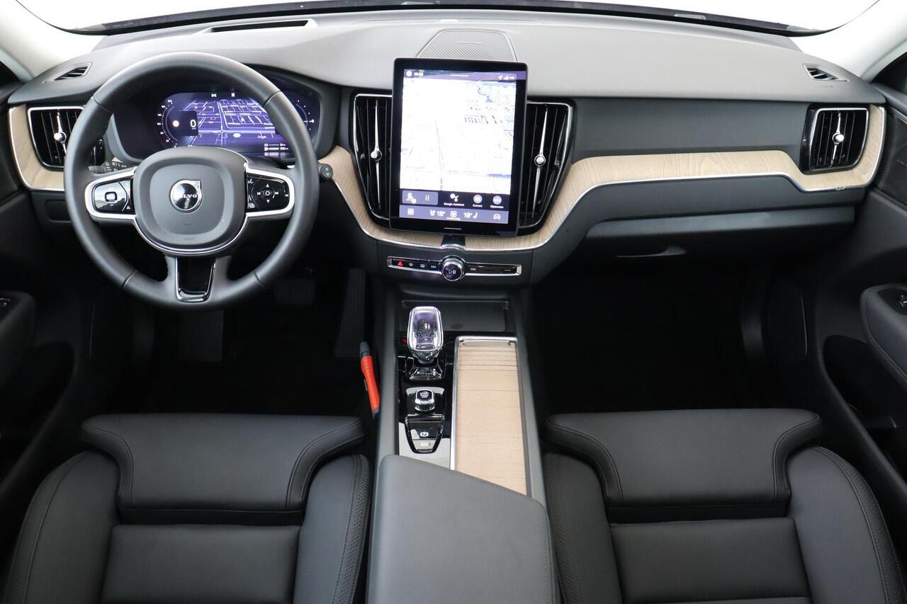 Volvo XC60 II T6 PLUG-IN HYBRID AWD PLUS DARK -PANO.DAK|HARMAN/KARDON|360°CAM|HEAD-UP DISP.|POWER-SEATS|TREKHAAK