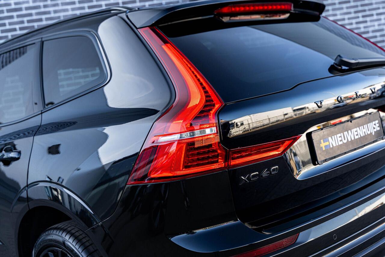 Volvo XC60 2.0 T6 Plug-in hybrid AWD Ultra Black Edition | PHEV | Panoramadak | Luchtvering | Head-Up Display | 360 Graden Camera | Harman Kardon Audio | Sportstoelen | Lichtmetalen Velgen 21 inch | Elektrische Achterklep | Parkeersensoren