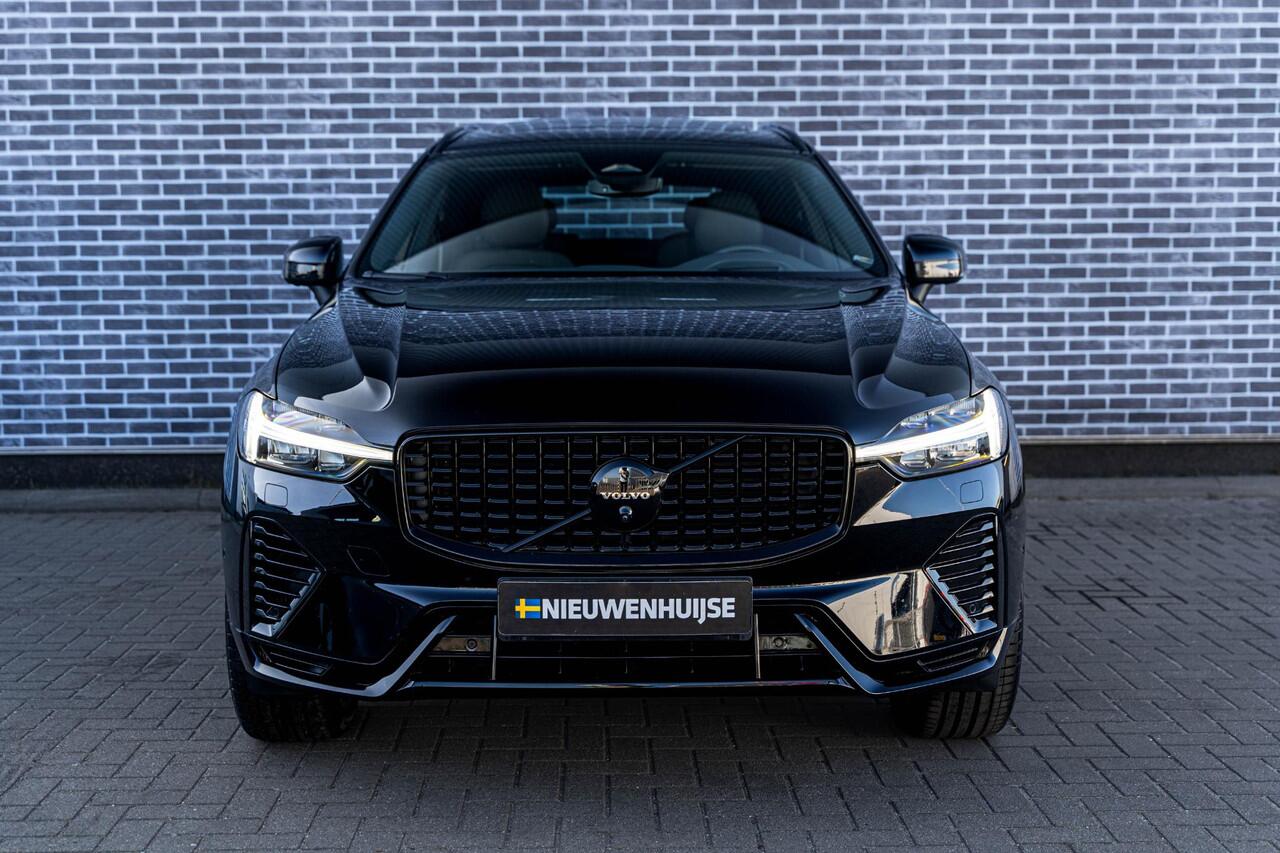 Volvo XC60 2.0 T6 Plug-in hybrid AWD Ultra Black Edition | PHEV | Panoramadak | Luchtvering | Head-Up Display | 360 Graden Camera | Harman Kardon Audio | Sportstoelen | Lichtmetalen Velgen 21 inch | Elektrische Achterklep | Parkeersensoren