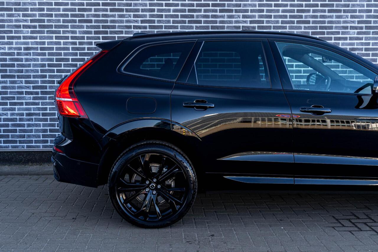 Volvo XC60 2.0 T6 Plug-in hybrid AWD Ultra Black Edition | PHEV | Panoramadak | Luchtvering | Head-Up Display | 360 Graden Camera | Harman Kardon Audio | Sportstoelen | Lichtmetalen Velgen 21 inch | Elektrische Achterklep | Parkeersensoren