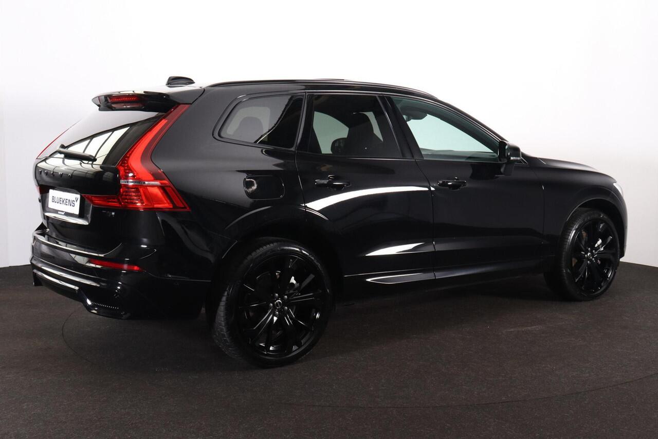 Volvo XC60 T8 Recharge AWD Plus Black Edition - Panorama/schuifdak - IntelliSafe Assist & Surround - 360º Camera - Harman/Kardon audio - Adaptieve LED koplampen - Verwarmde voorstoelen, stuur & achterbank - Parkeersensoren voor & achter - Elektr. bedienb. voorstoele